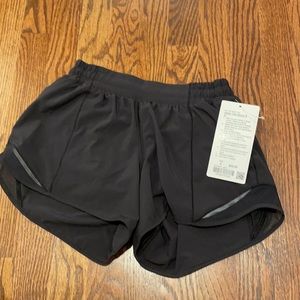NWT Lululemon Black Hotty Hot Short II Tall